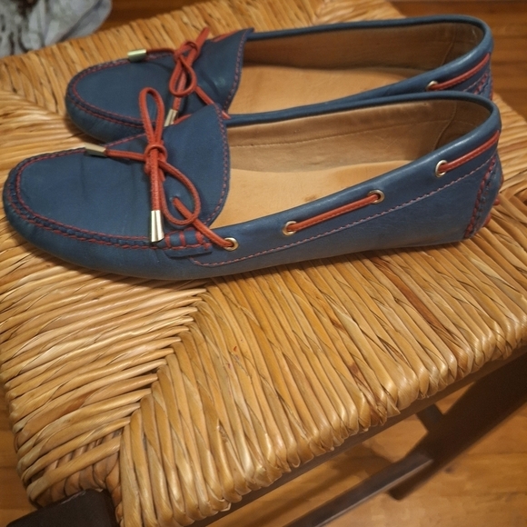 Peter Millar blue Loafer with  red tie laces. Size 6 made in Brazil - Picture 4 of 7